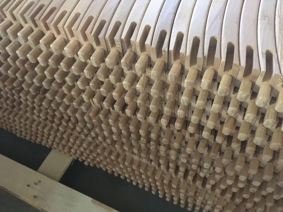 Drewniane nogi do krzeseł